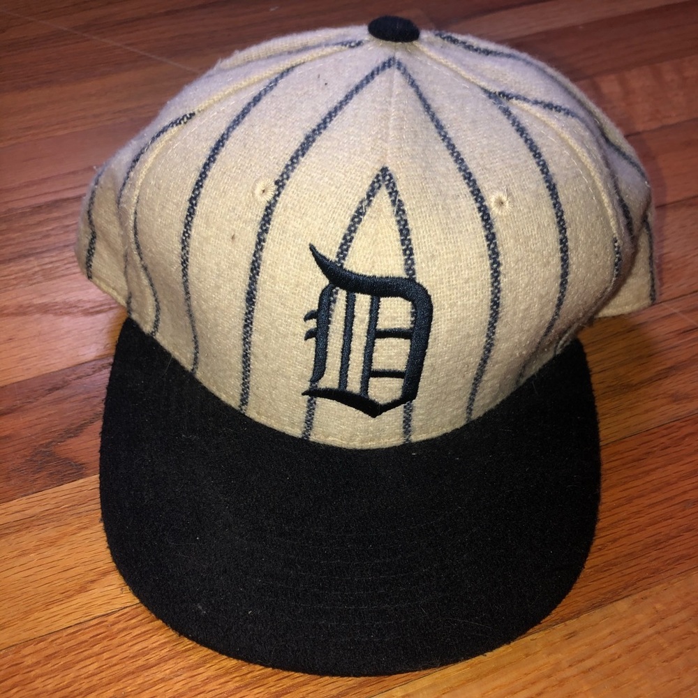 Vintage Detroit Tigers Hat